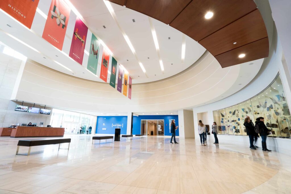 A photo of Atlanta History Center's main entrance.
